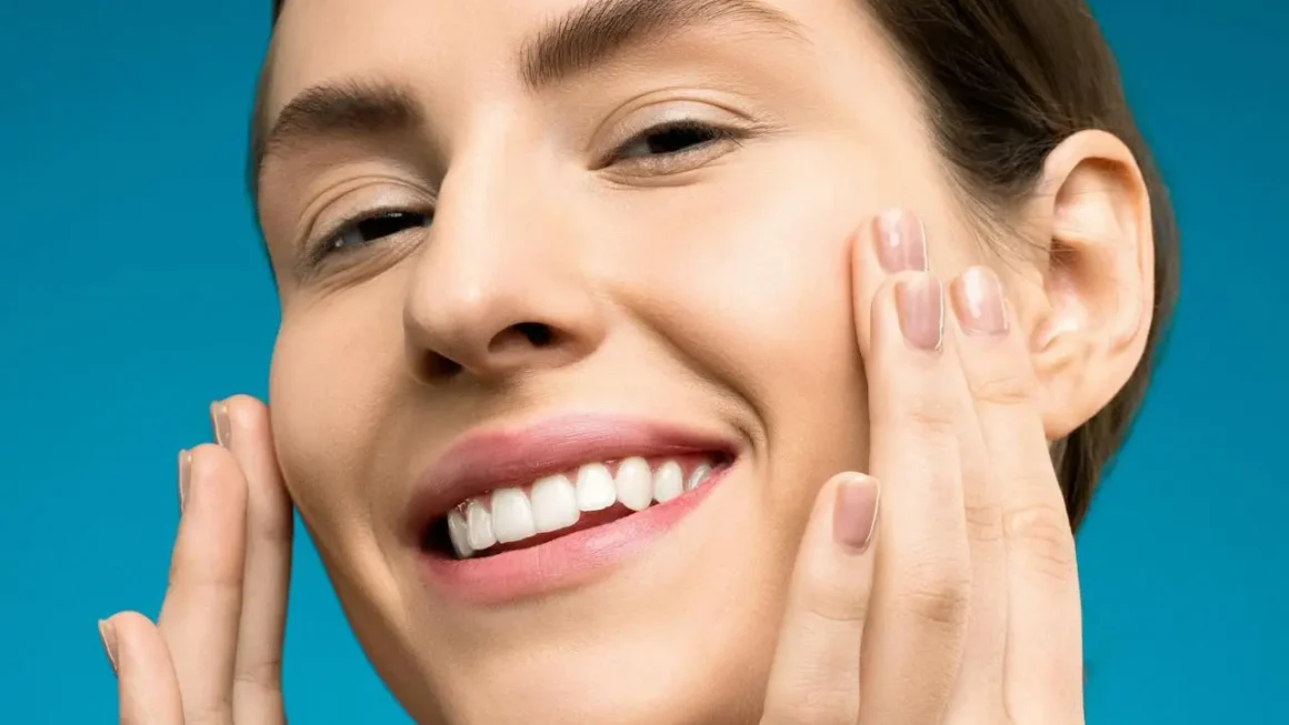 Co stosować najpierw – serum czy tonik?